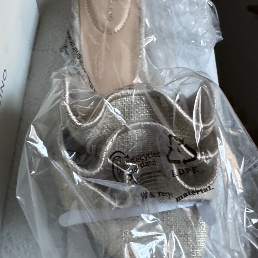 Bandolino Women's Kaisley Wedge Sandal - Picture 4 of 7